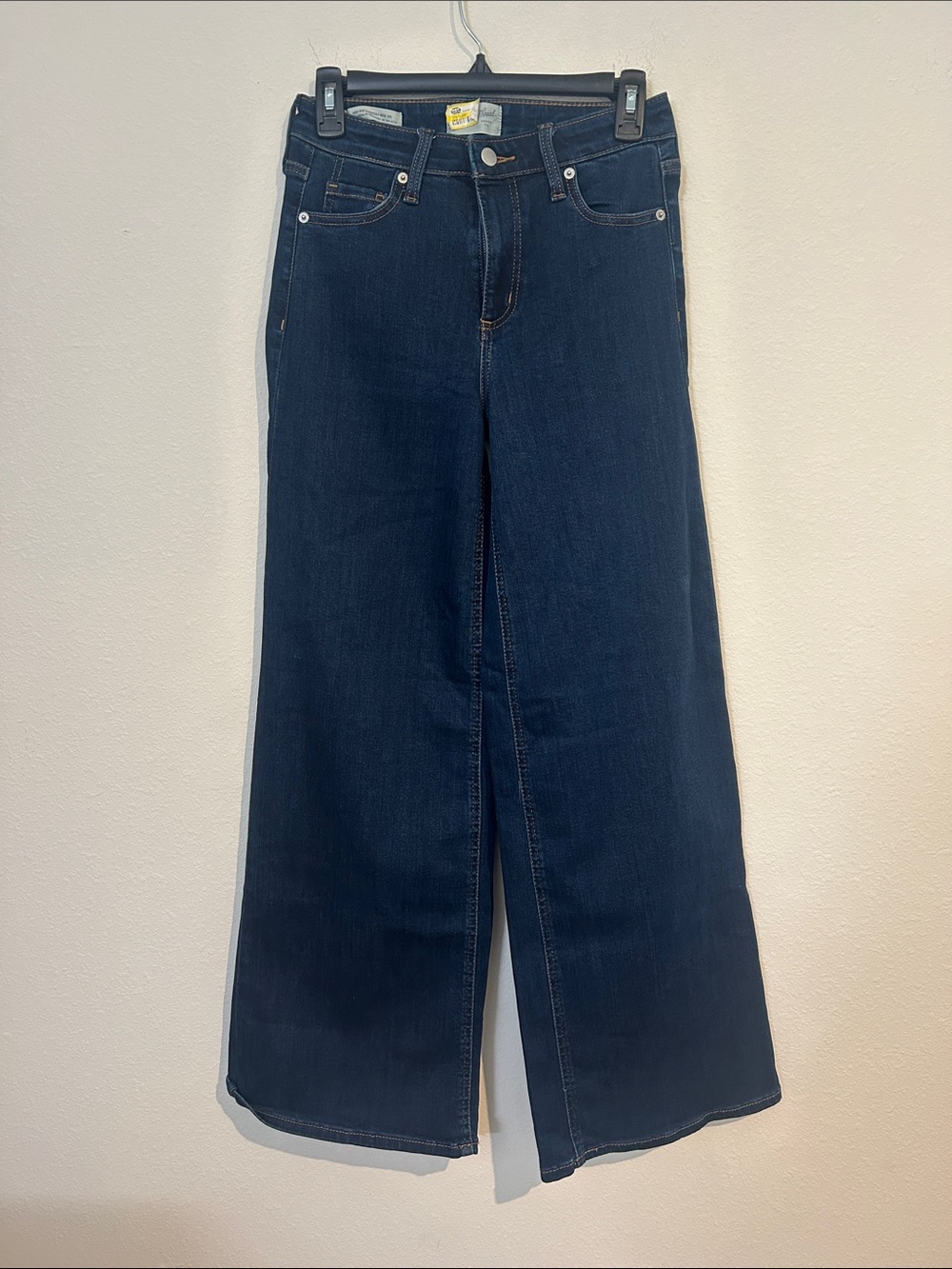 Universal Thread Indigo Wide-Leg High-Rise Jeans
